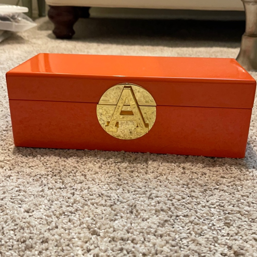 C-Wonder jewelry box